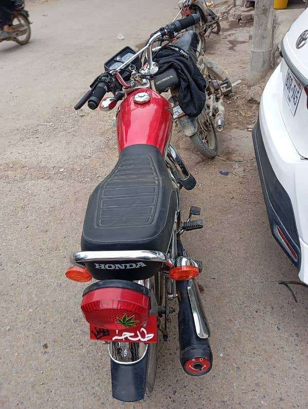 Honda cg 125 karachi number 3