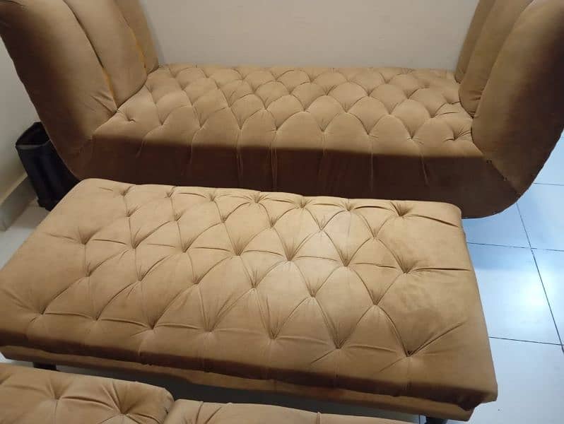 deewan, settee with puffies for sale 4