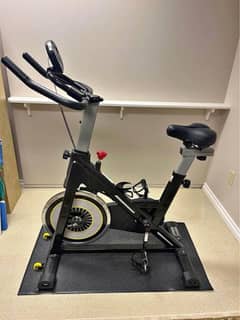 Indoor Cycling, Bike Exercise Station