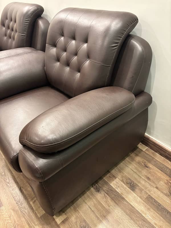 5 seater sofa set for sale brown. 2