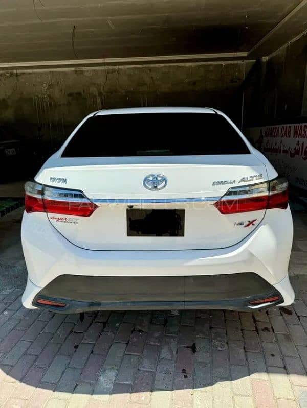 Toyota Corolla Altis 2021 3