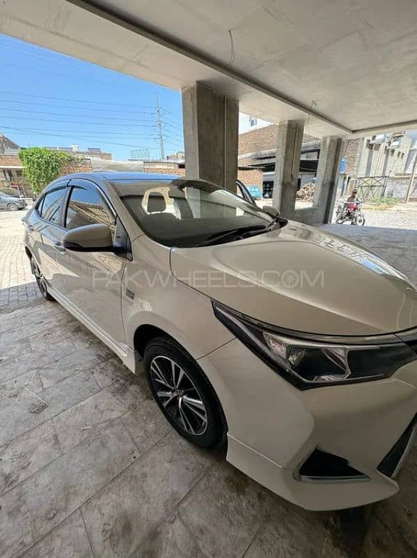 Toyota Corolla Altis 2021 4