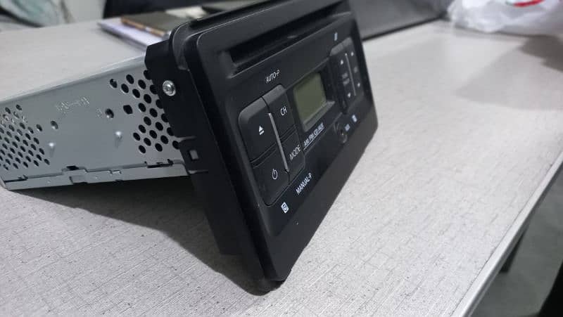 CD Audio Player With Aux , Came With Japanese Car 1