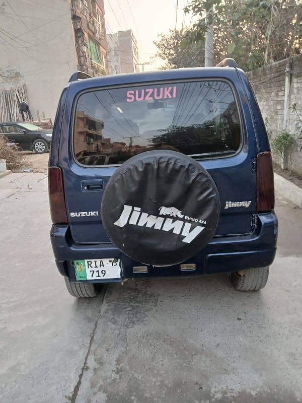 Suzuki Jimny 2010 5