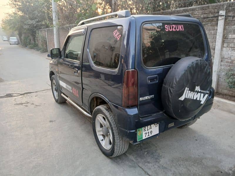 Suzuki Jimny 2010 6