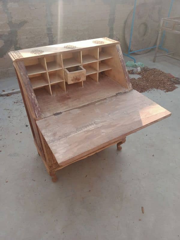 writing table desk 1