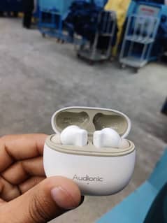 Audionic signature s650 with Box warranty card