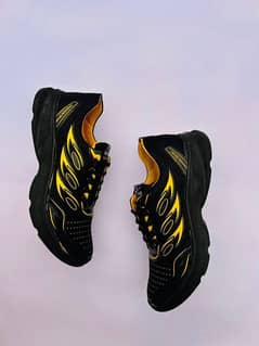 Men,s comfortable sport shoes