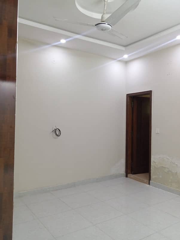 12 MARLA UPAR PORTION AVAILABLE FOR RENT FAMILY YA SILENT OFFICE IN JOHAR TOWN NEAR ALLAH HO CHOWK 5