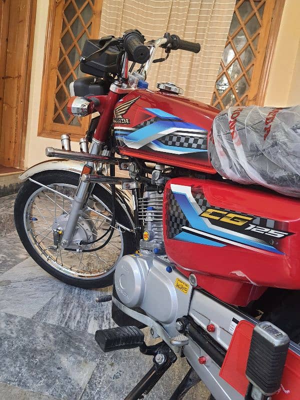 Honda CG model 24 all Punjab registered available in abbottabad 1