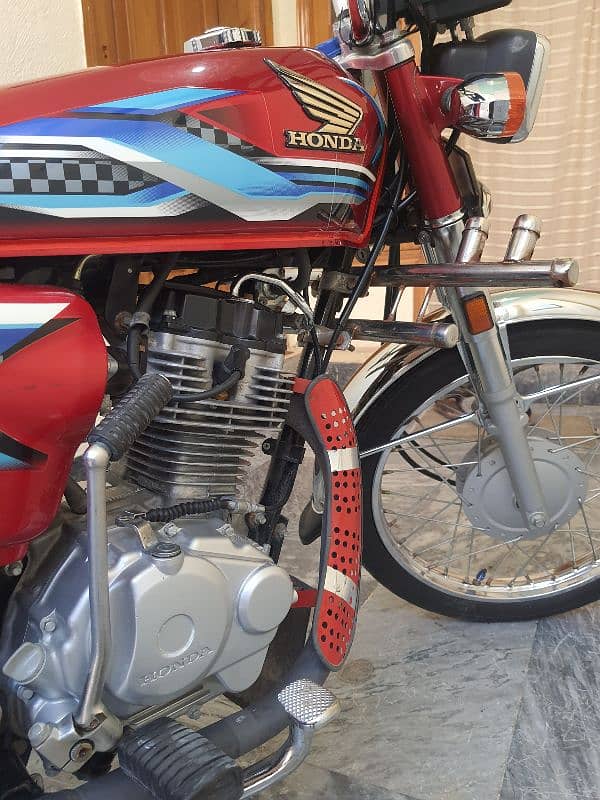 Honda CG model 24 all Punjab registered available in abbottabad 6