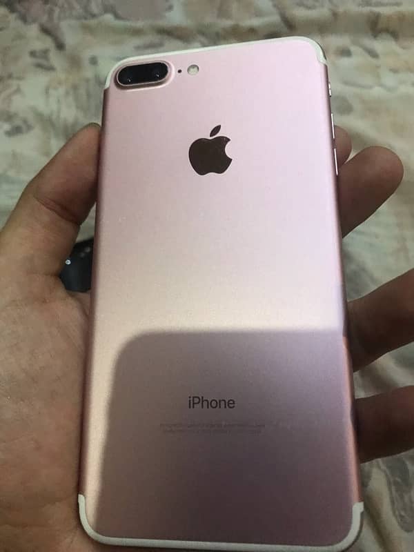 iPhone 7 Plus 1