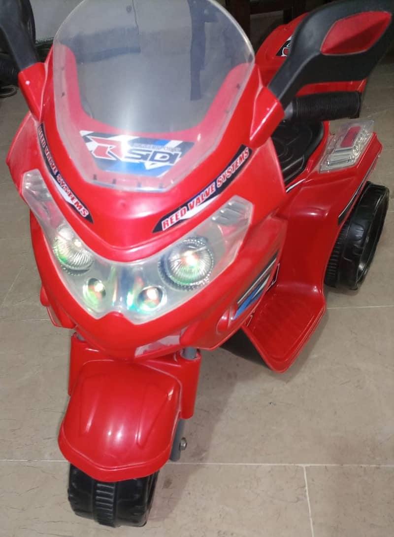 EXCELLENT RECHARGEABLE BIKE FOR SMALL KIDS 1