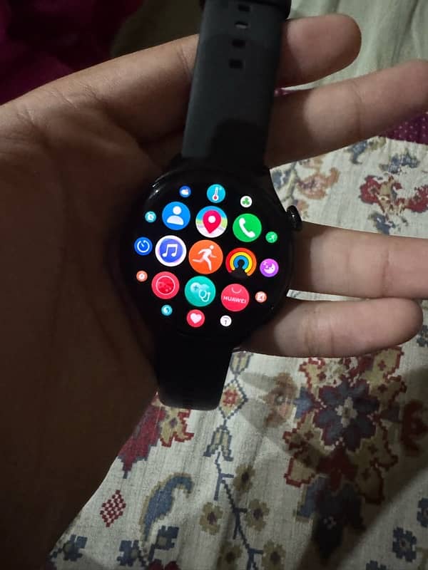 Huawei Watch 4 (Esim variant) 3