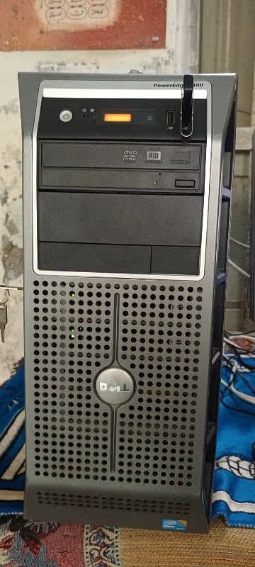 Dell Poweredge T300 0