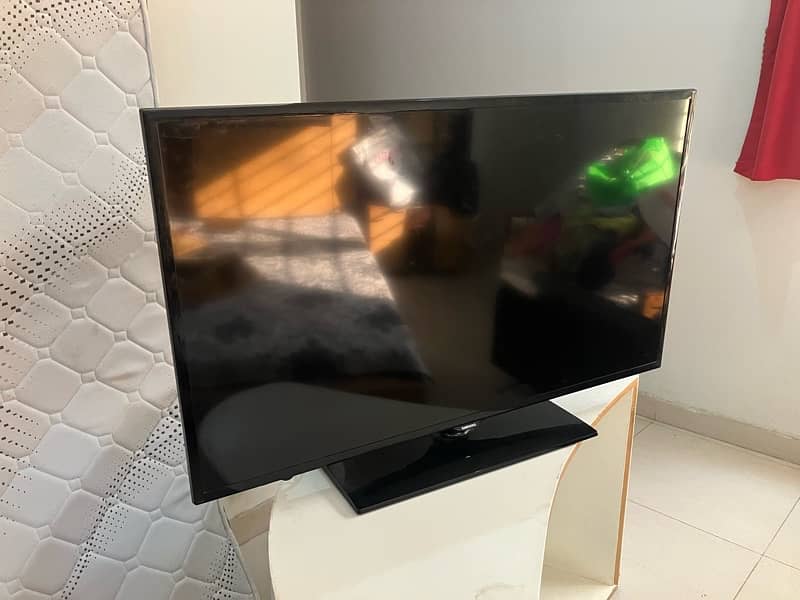 Samsung 46 LED TV 0