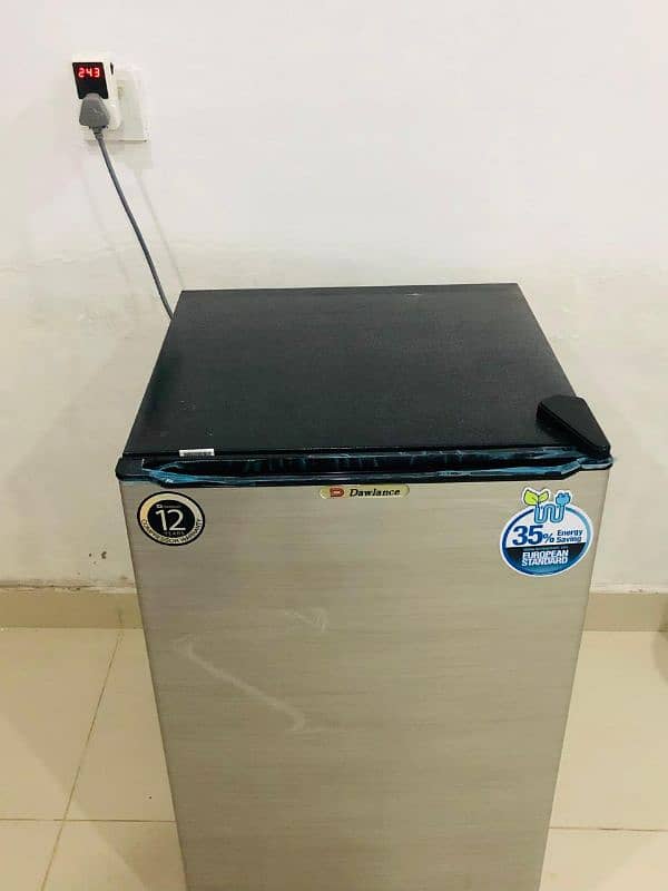 Dawlance Mini Refrigerator/Fridge for sale in Jinnah Garden 5