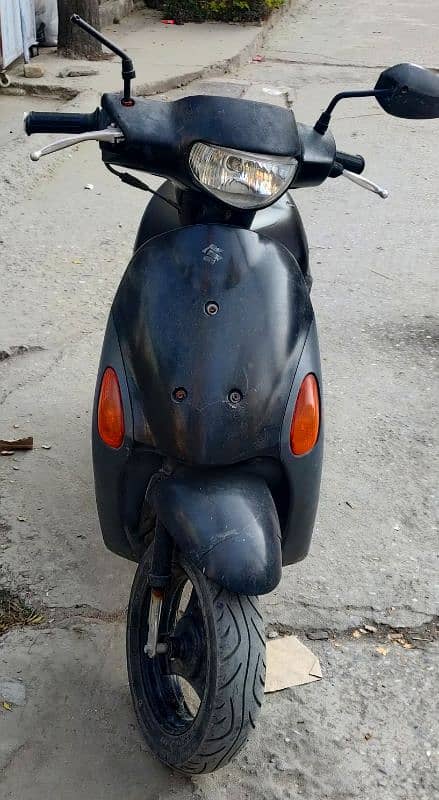 Suzuki Scooty Automatic 1