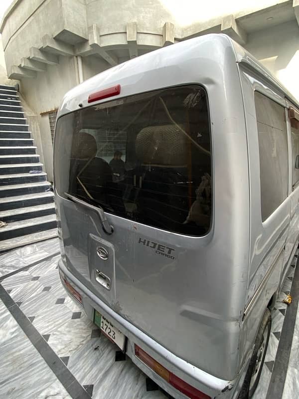 Daihatsu Hijet 2017 5