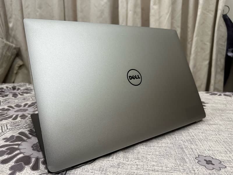 Dell Precision 5510 3