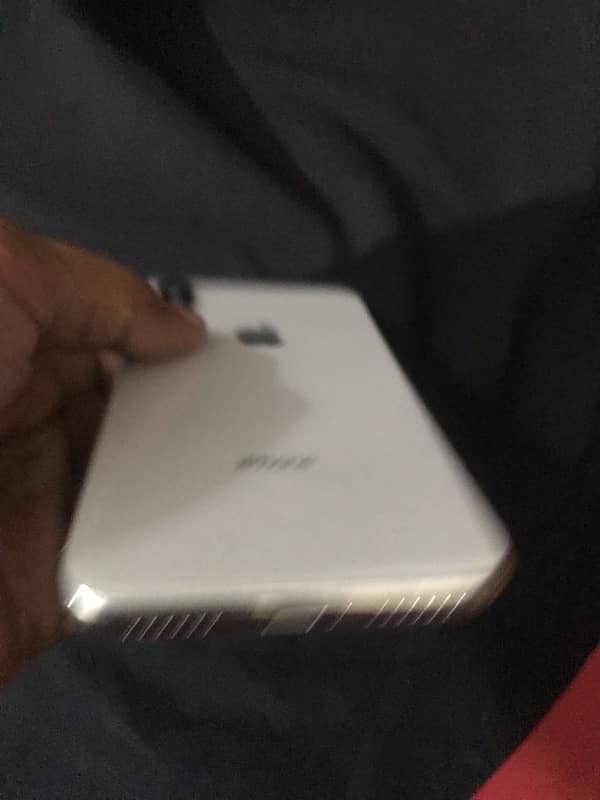 iPhone X 256gb pta approved white colour 1