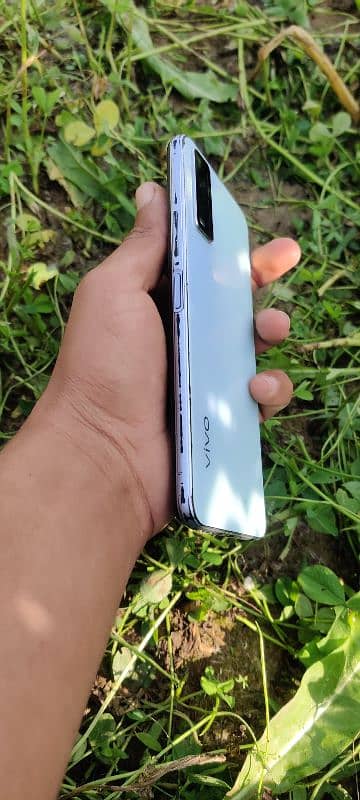 vivo y20 3