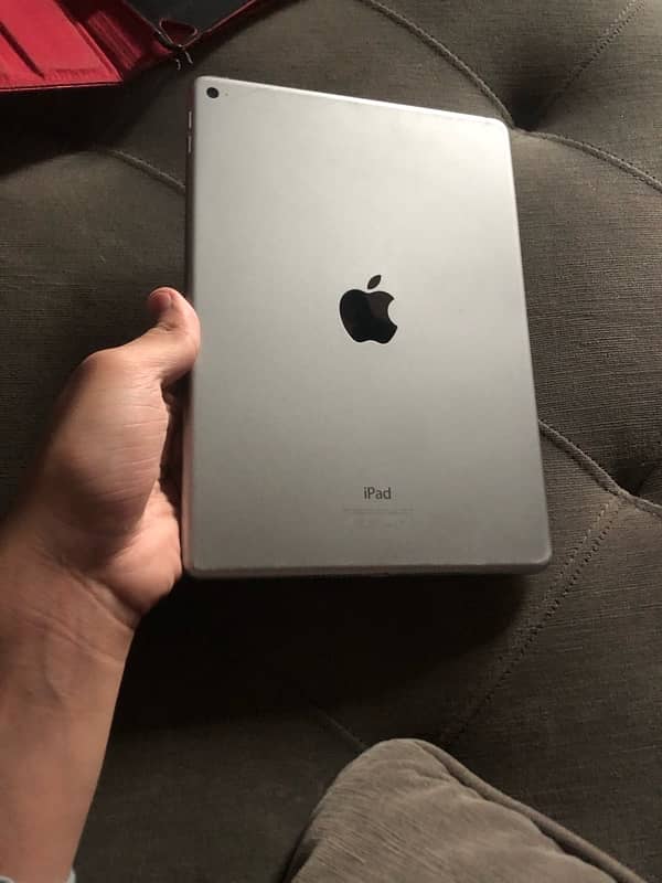 Apple iPad air 2 Everything working perfectly 6