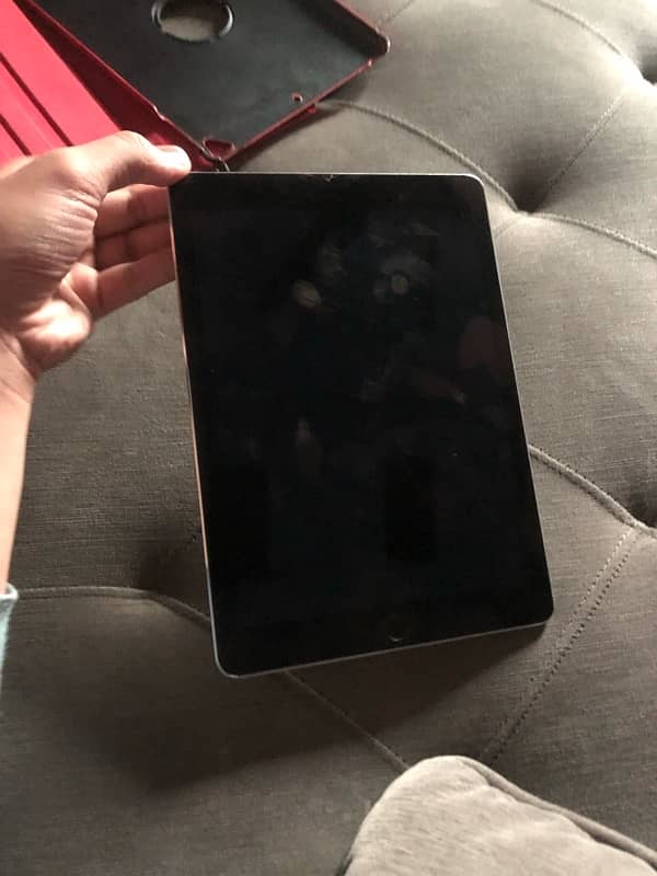 Apple iPad air 2 Everything working perfectly 7