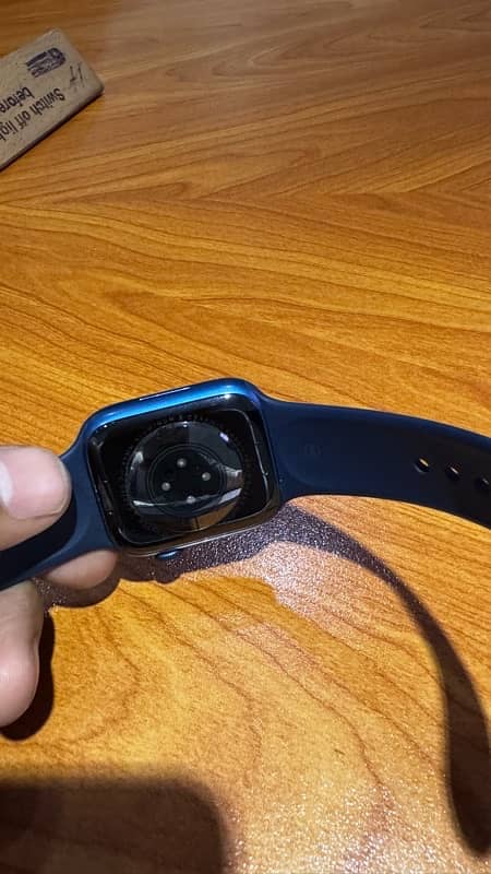 apple watch series 7 45mm GPS 0