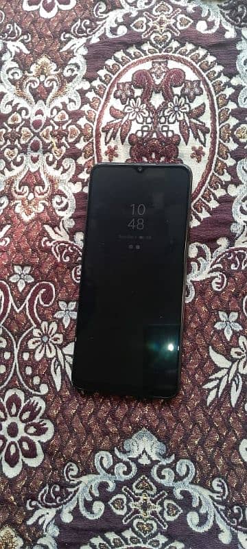 oppo f15 4