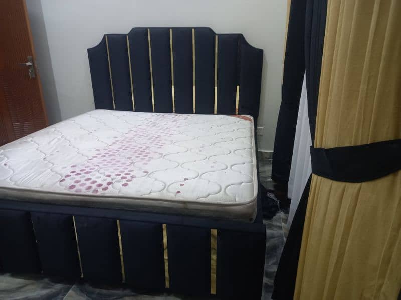 12.12 OFFER 10% OFF ON BED SET 9