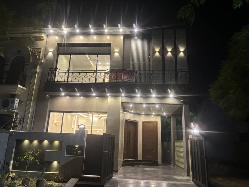 DHA RAHBAR BRAND NEW BEAUTIFUL NEAR TO PARK HOUSE IS UP FOR SALE 8