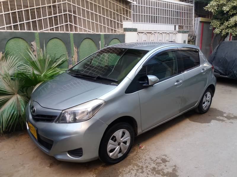 Toyota Vitz 2011/2015 Urgent Sale. 2