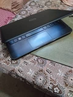 Dell latitude laptop slim and smart