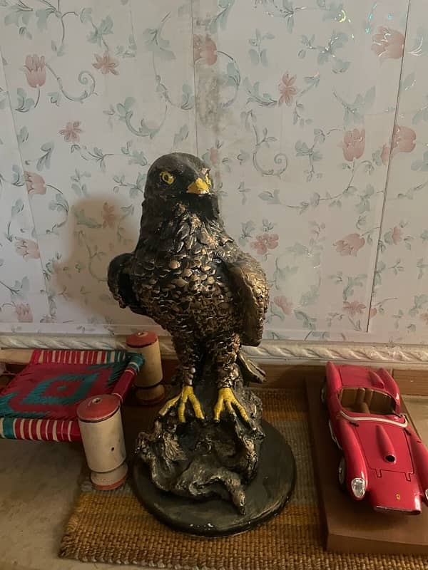 Eagle made with heavy good material demand 35k slightly negotiable 0