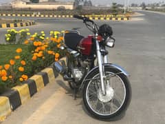 Honda 125 SE urgent sale