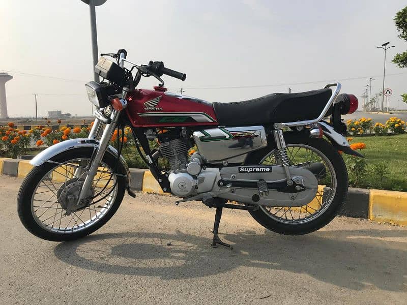 Honda 125 SE urgent sale 7