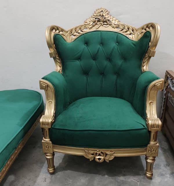 Sofa with deewan & traditional chairs 7