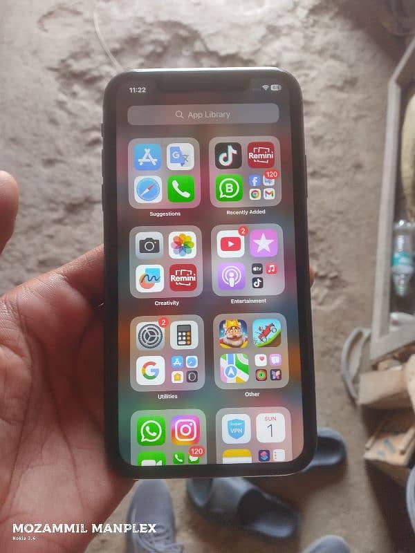 Iphone 11 non pta Lush condition sale 4