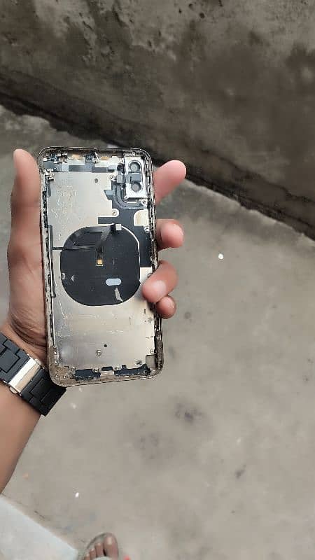 iPhone xsmax body 3