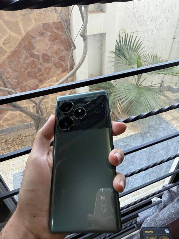 Realme GT 6 3