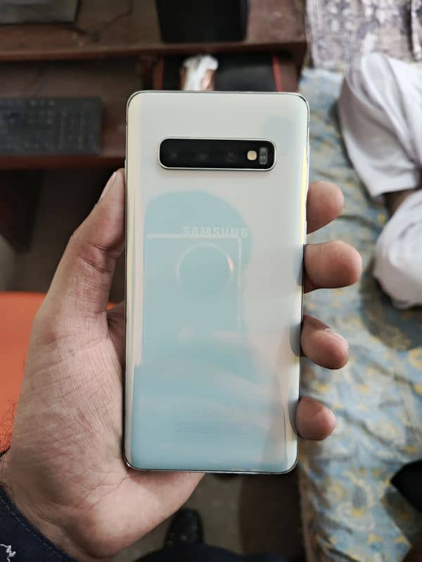 Samsung Galaxy S10 8/512 Dual sim approved 2