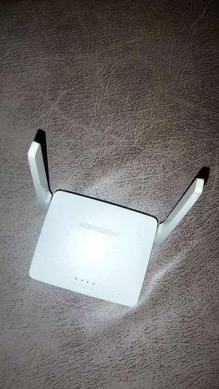 MERCUSYS WiFi Router 1