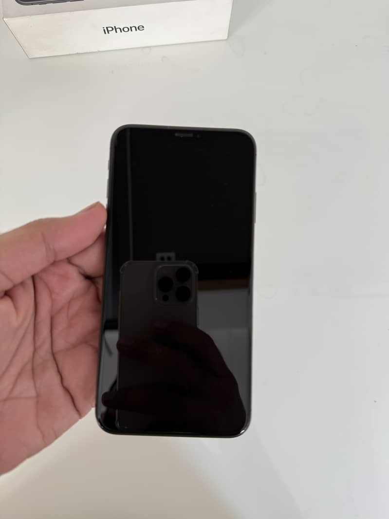 iPhone XS Max 64 GB 10/10 Condition Official PTA Approved. 2