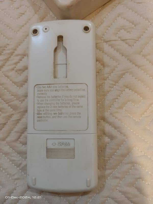 original Mitsubishi AC remote 1