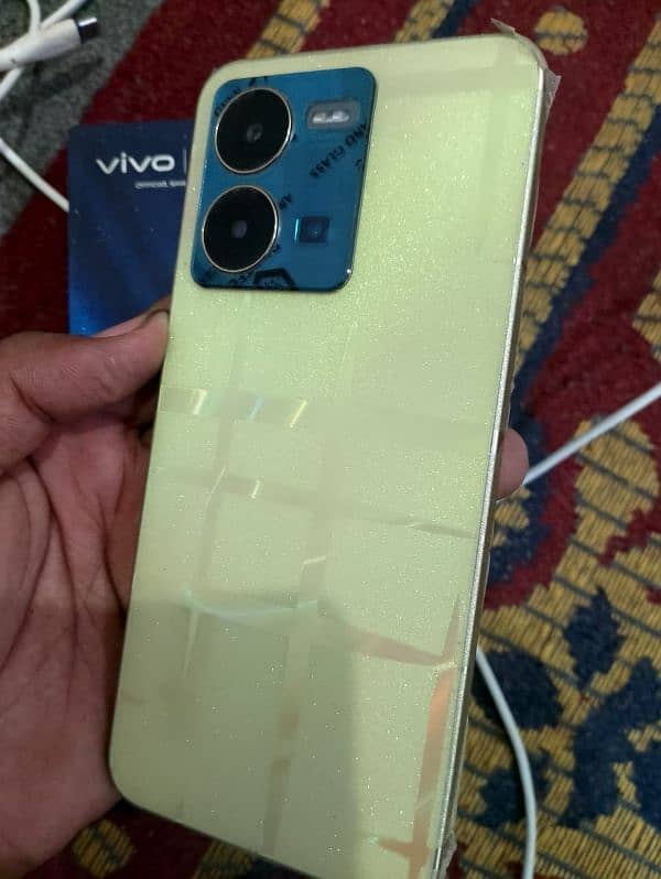 vivo y35 8/128 . with box 2