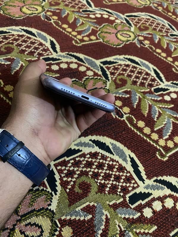 Iphone 11 Pta Approved 5