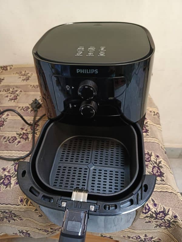 Philips Air Fryer HD9200/91 3