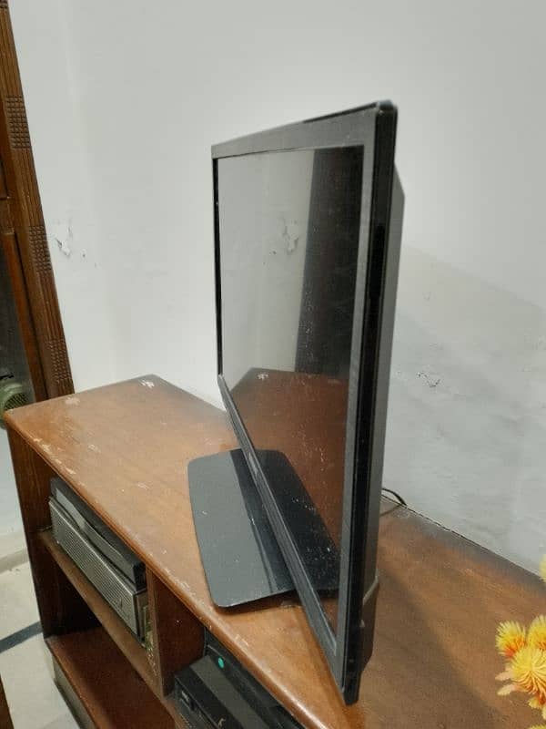 32inch orient Led T. V NOT WORKING 1