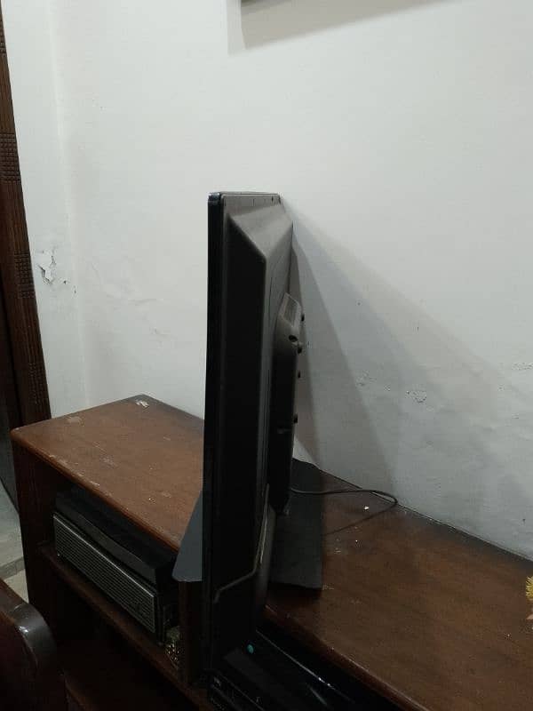 32inch orient Led T. V NOT WORKING 5